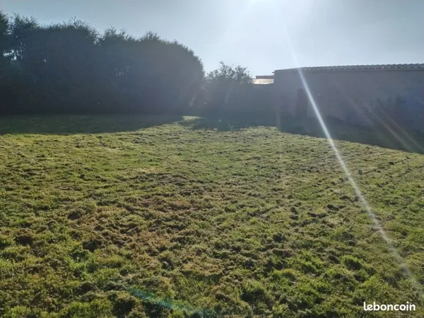 Terrain au Sourn