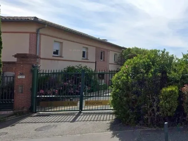 Parking 13 m²