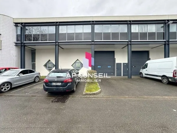 Local d'activité 762 m²