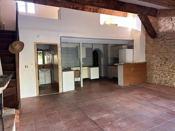 Appartement 3 pièces 102 m²