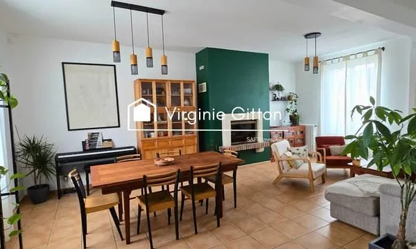 Maison indépendante rénovée avec goût