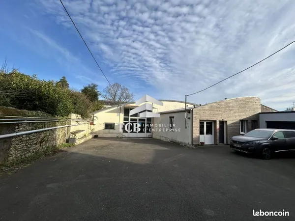 Local 345 m² Nantes