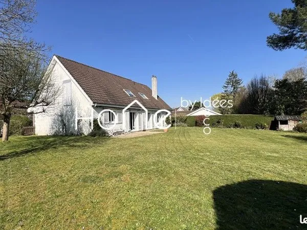 Maison 7 pièces 194 m²