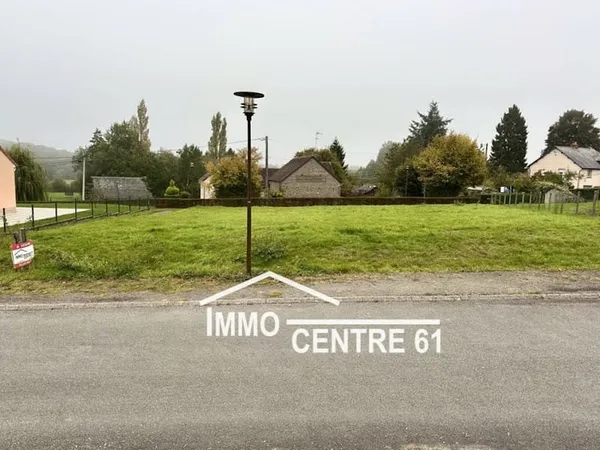 Terrain 761 m²