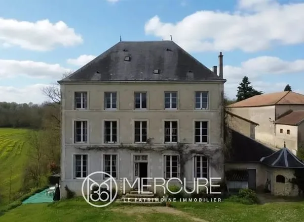 Maison de Maître 7 chambres avec étang et bord de rivière