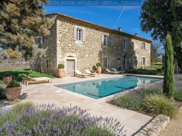 Ancienne ferme en pierre à rénover à Cabrières d'Avignon.