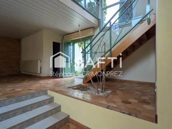 Maison d'architecte à 5 min de Cognac - Rare !