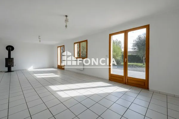 Maison 5 pièces 140 m²