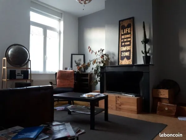 Grand appartement F2 Bis de 65 M2 très Cosy