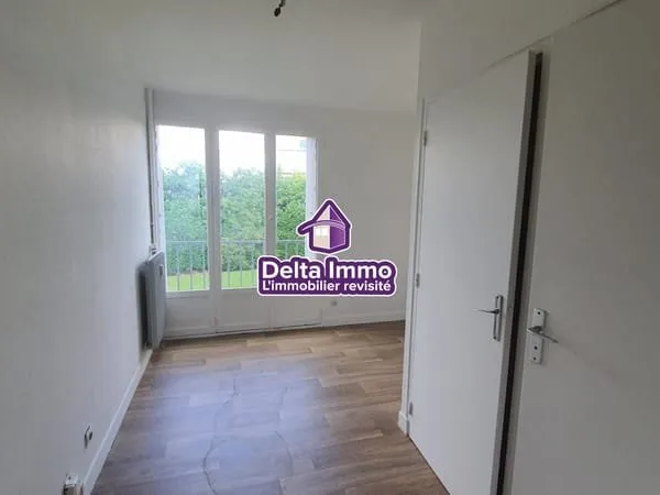 STUDIO PROCHE GARE - EVREUX