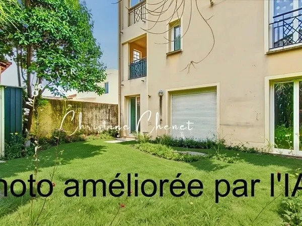 Appartement 1 chambre, 70m² jardin et place de parking privative dans garage intérieur. Accès PMR. N