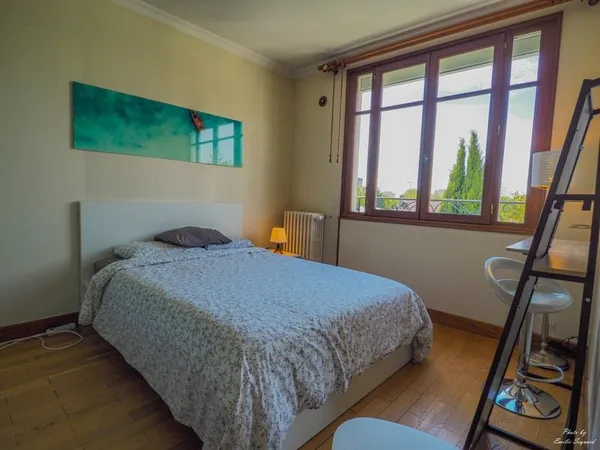 Chambre lumineuse - 12 m² – Proche RER B & Métro 4