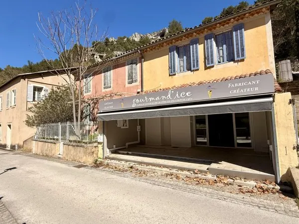 Local commercial 65 m²