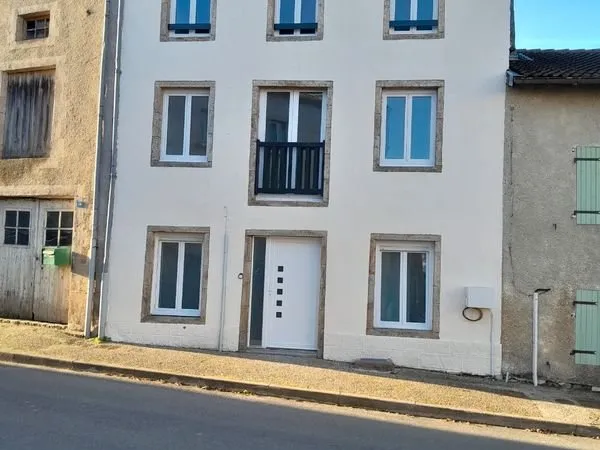 Maison de village rénovée 2024