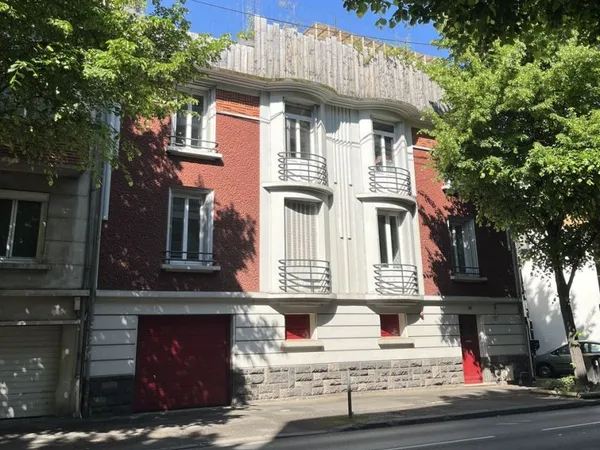 Belle maison de ville des années 30 avec grand Rooftop