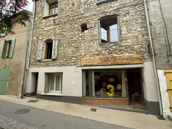 Maison de village avec local commercial 6 pièces SAINT MICHEL L'OBSERVATOIRE (04)
