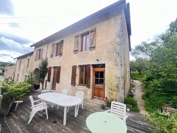 MAISON 170M² - 4 CHAMBRES 30 ARES DE TERRAIN PROCHE ARCEY
