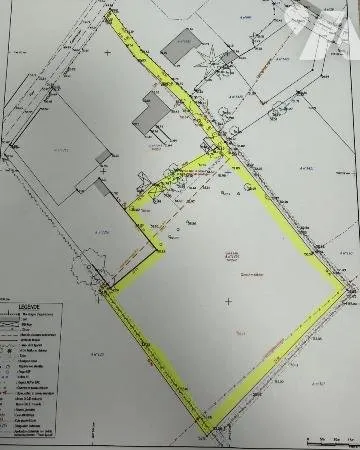 Terrain 5720 m²