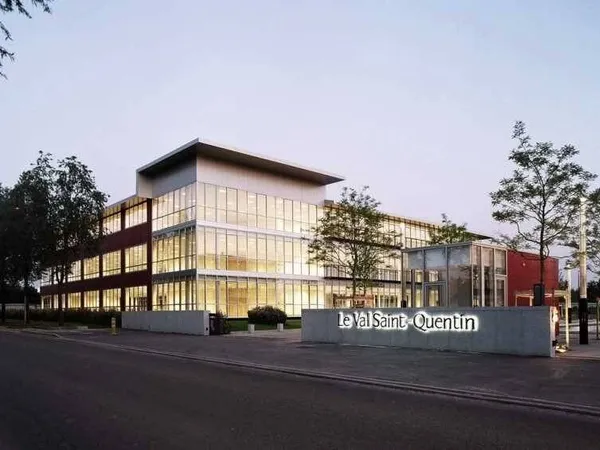 Bureaux 3176 m²