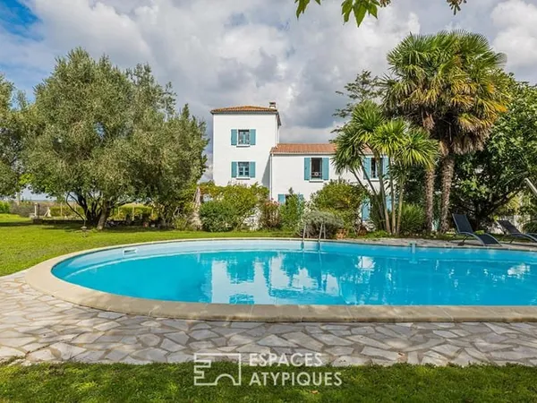 Logis d'exception en bord de Seudre