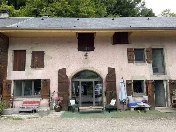 Authentique bâtisse du XIXème Maison rénovée