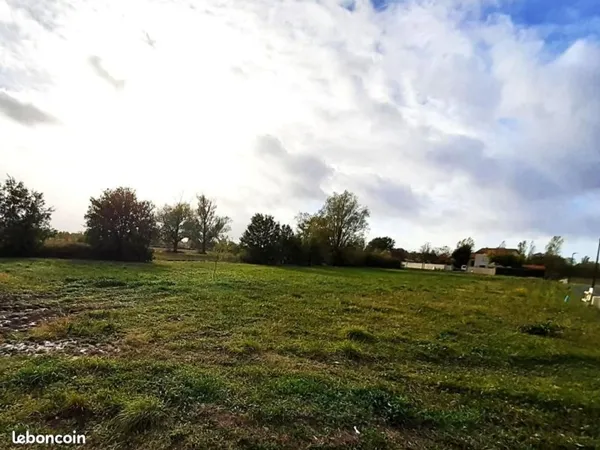 Terrain 583 m² Revel