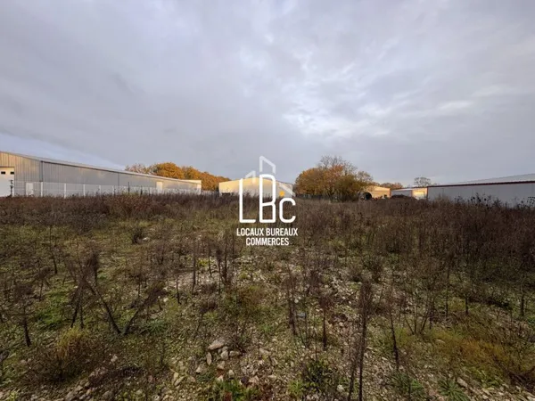 Terrain à bâtir de 2900 m ² Libre de constructeur SAINT AIGN