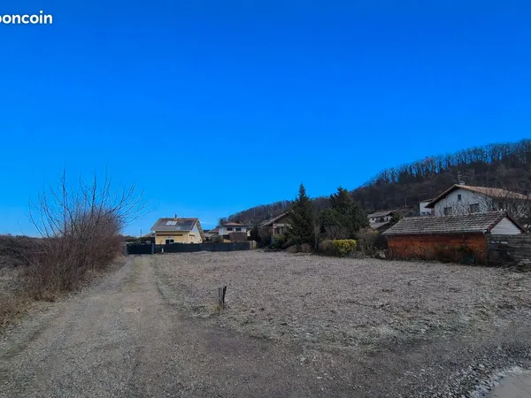 Terrain 807 m² ALLINGES