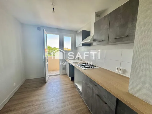 APPARTEMENT 2 CHAMBRES AVEC BALCONS PARKING ET CAVE !