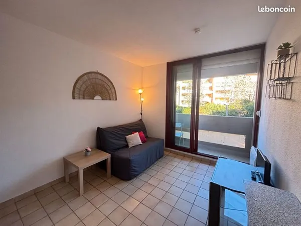 Studio 1 pièce 15 m²