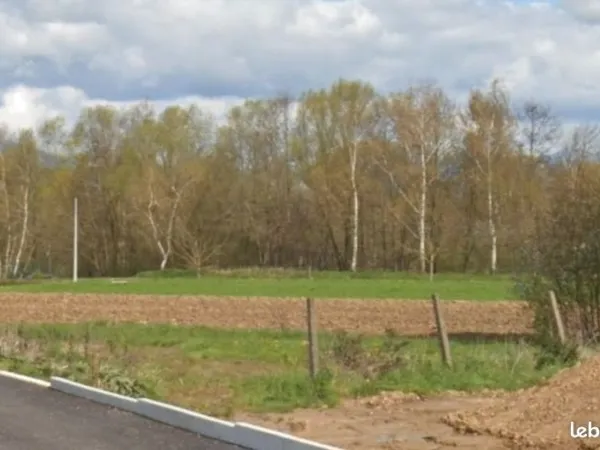 Terrain 450 m² Dannemarie