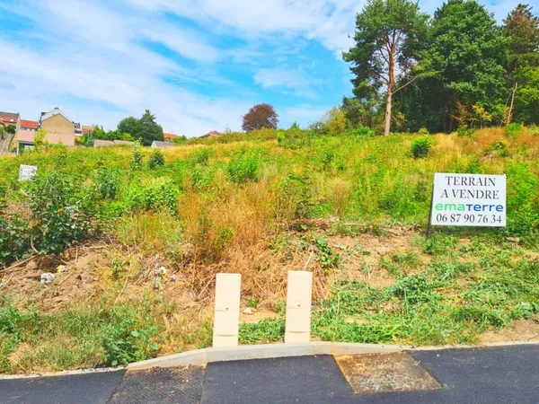 Terrain viabilisé 2.606m² à Petite-Rosselle