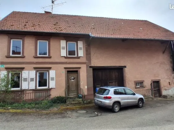 Maison avec bâtiment agricole