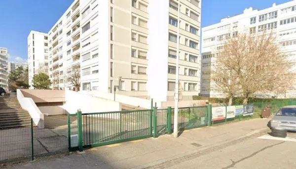 Parking 10 m²