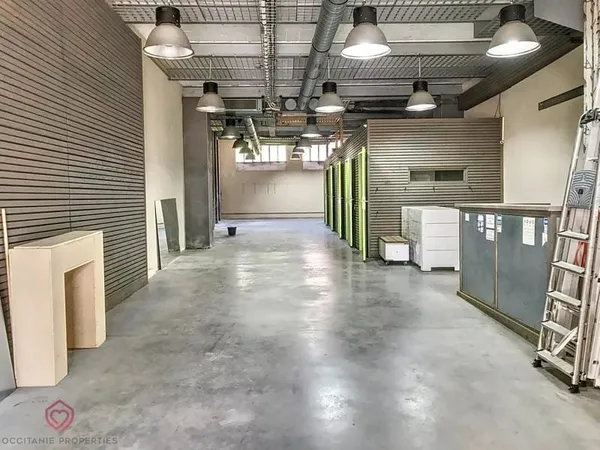 Appartement avec local commercial en centre ville