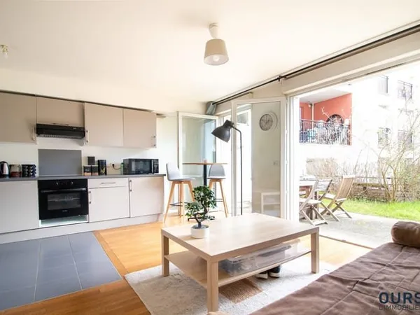Un très agréable 2 pièces de 42 m² et son beau jardin!