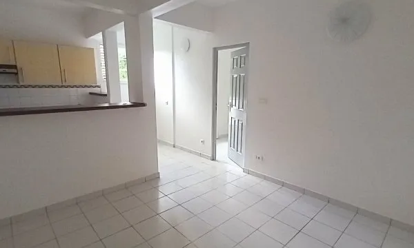 Appartement Fort De France 2 pièces 33.49 m2 route de Didier