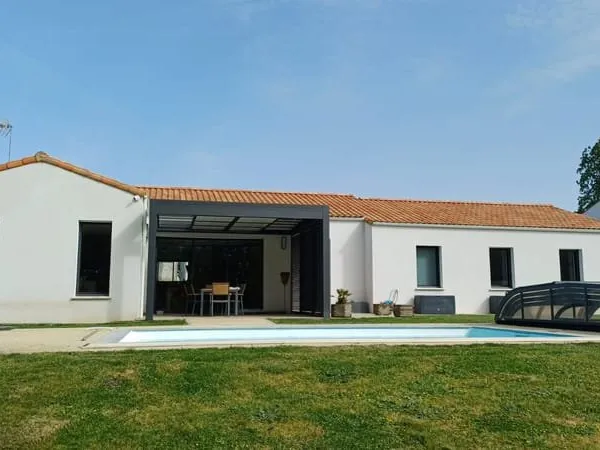 Maison Familiale d'exception à COEX