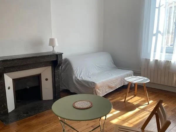 Studio meublé rue Vannerie