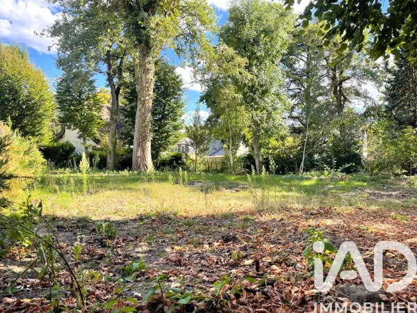 Terrain 716 m²