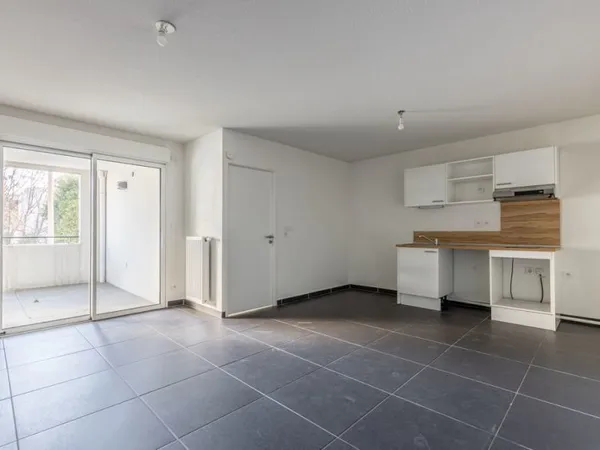 APPARTEMENT - CASTELNAU - LE - LEZ