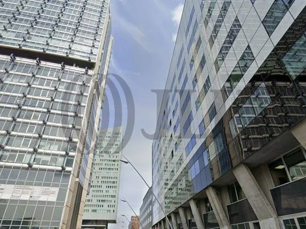 Bureau 509 m²