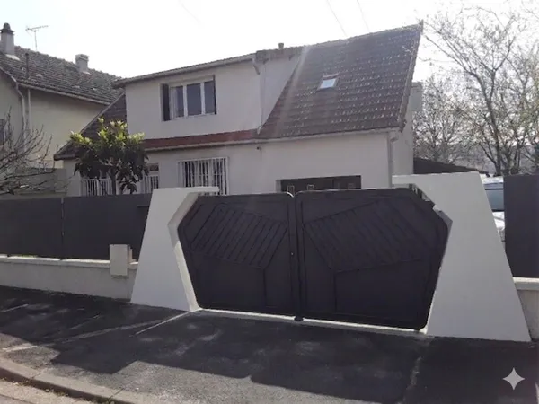 A vendre - Jolie Maison de 7 pièce(s) 114,74 m2 à Sevran (93)