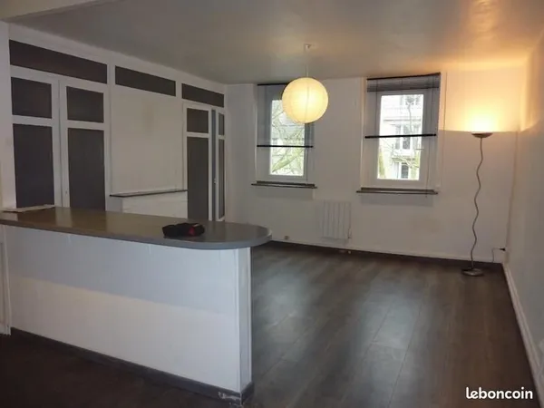 Studio 1 pièce 32 m²
