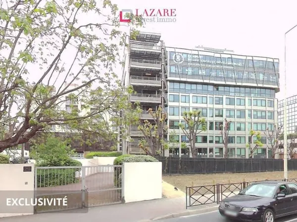 Parking 12 m²