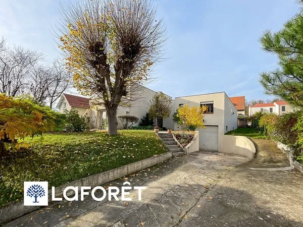 Maison à vendre à Saulx les Chartreux - 5 chambres, 137 m²