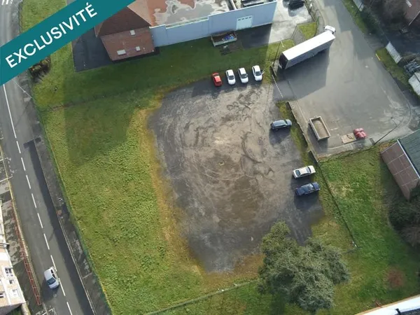 Batiment industriel 1100 m2 sur terrain constructible de 6500 m2