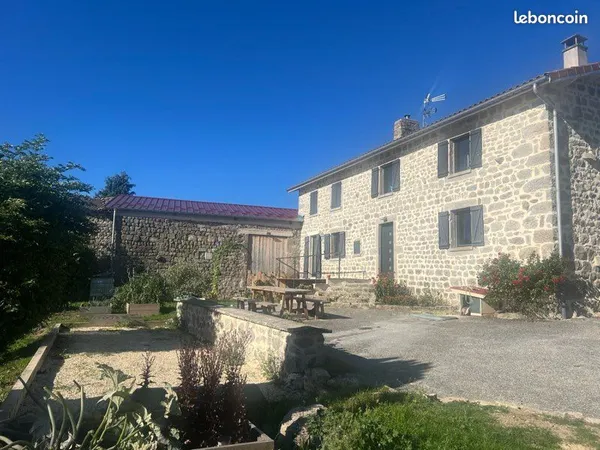 Maison avec dépendance