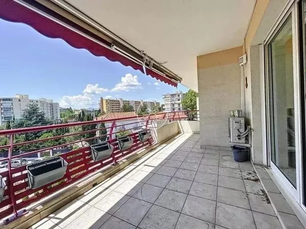 Appartement 3 pièces 79 m²
