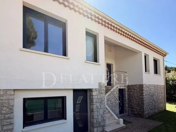 Villa 7 pièces 130 m²